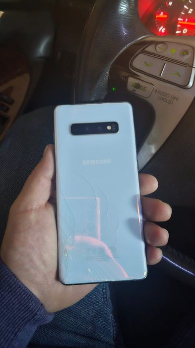 Продам s10 плюс ммм