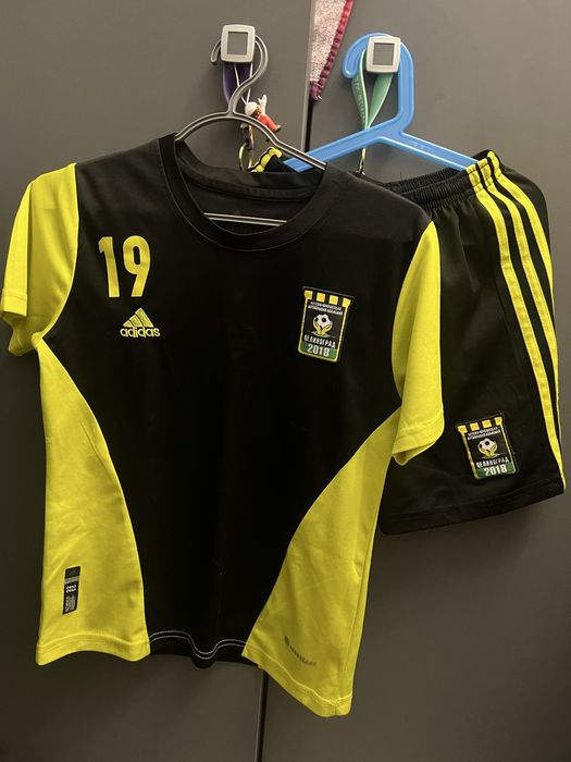 Футбольная форма