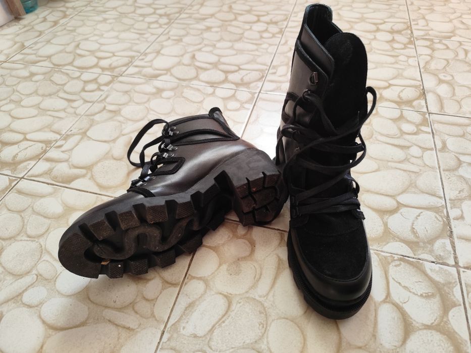 Боти естествена кожа