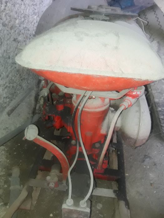 Помпа бензиновая