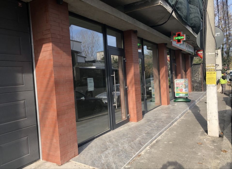 Inchiriez spatiu comercial