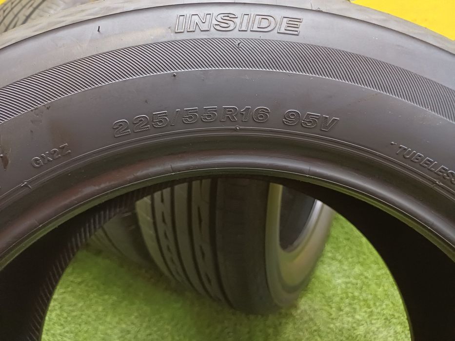 Шины 225 55 R16 Bridgestone комплект