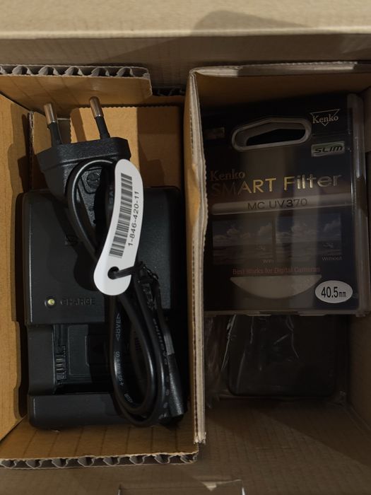 Фотоапарат Sony A6000 + варио обектив 18-55мм