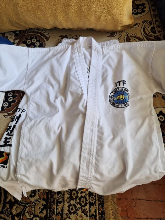 Продаю аммуницию на Тхеквандо