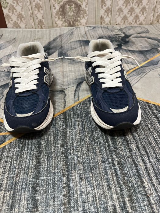 Продам кроссовки