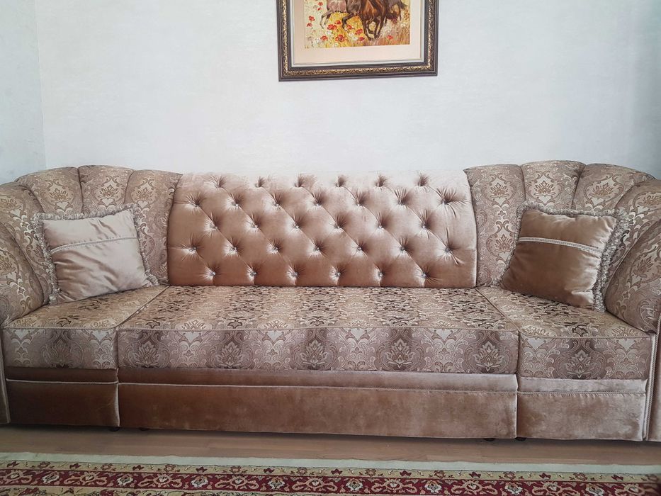 Продам б/у диван