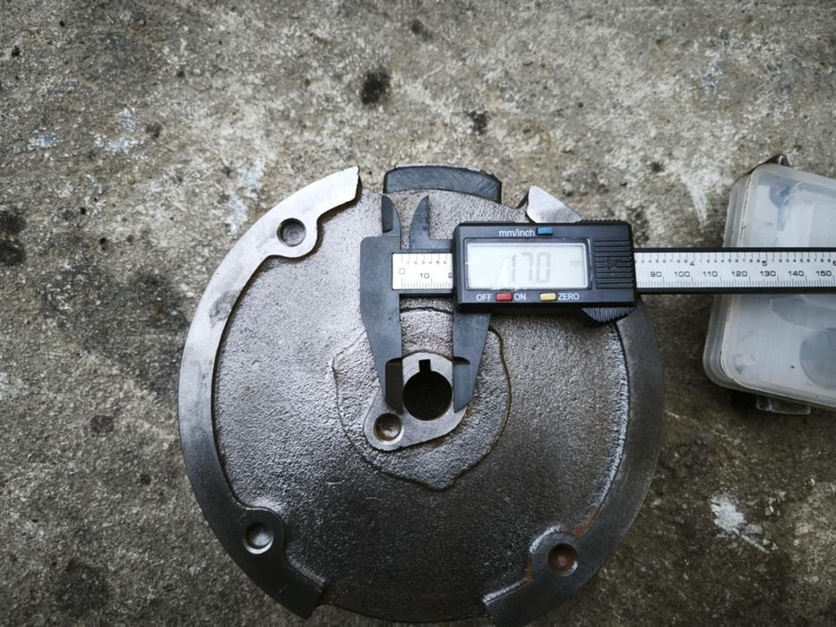 Маховик за косачка