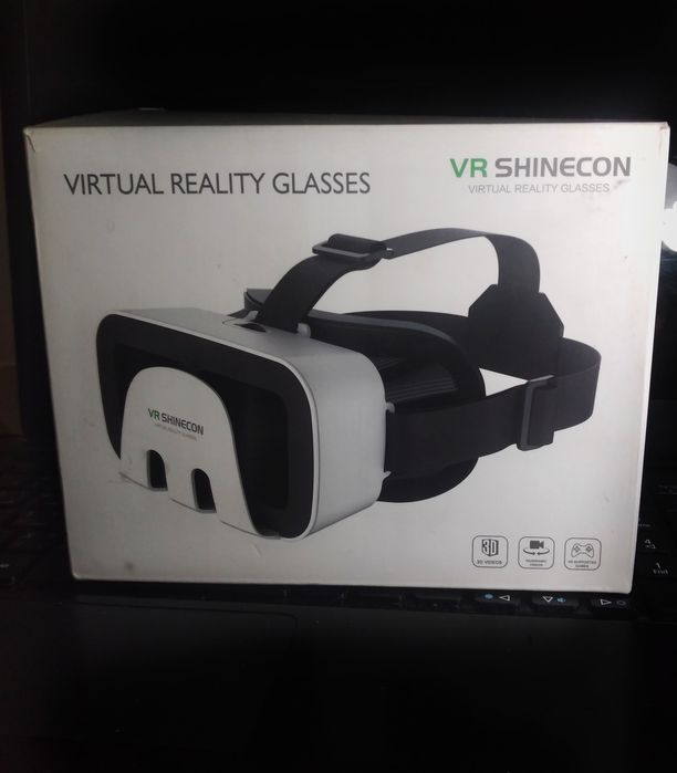 VR (Virtual reallik) ochkisi Shinecondan.