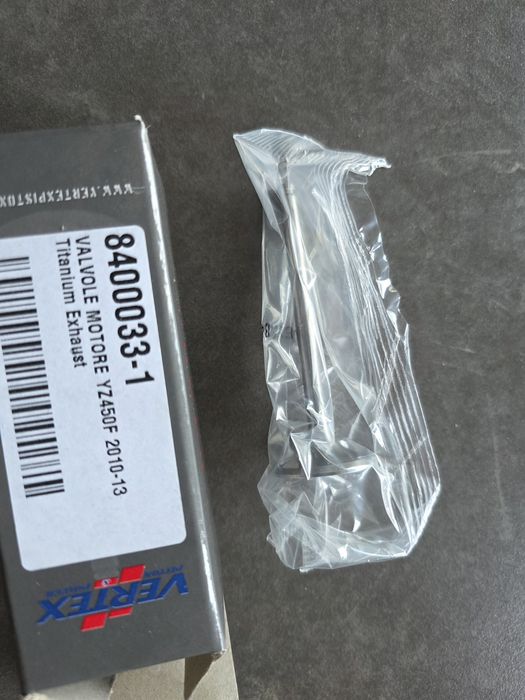 НОВИ Vertex  ТИТАНИЕВИ клапани за 2010-13 Yamaha YZ450F