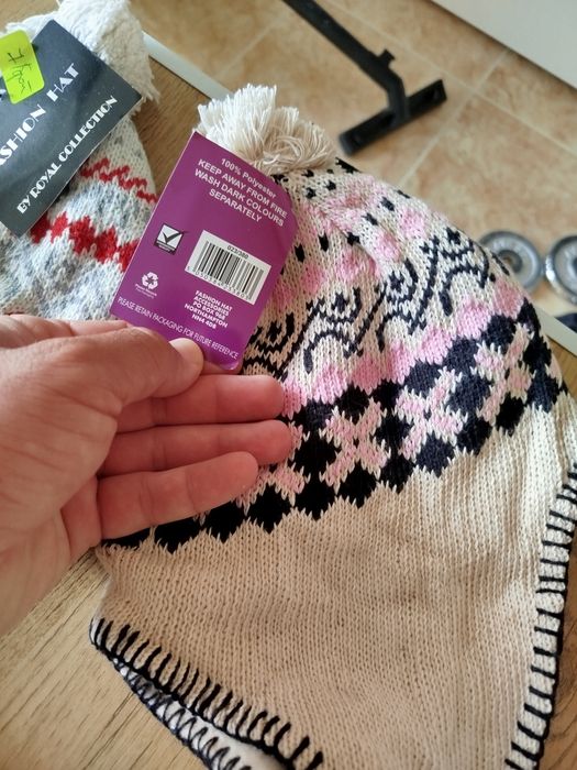 Чисто нови шапки