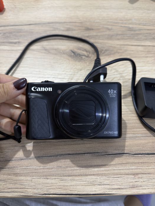 Canon PowerShot SX740 HS 40x