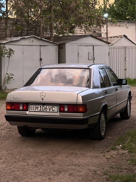 Mercedes 190E W201