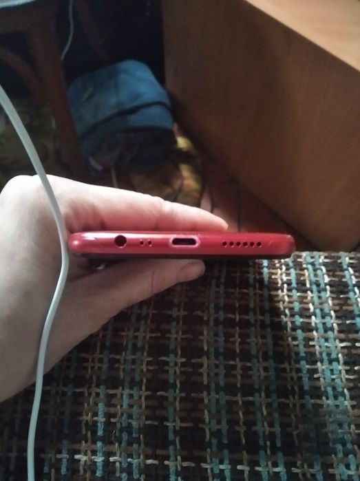 Продам телефон б/у