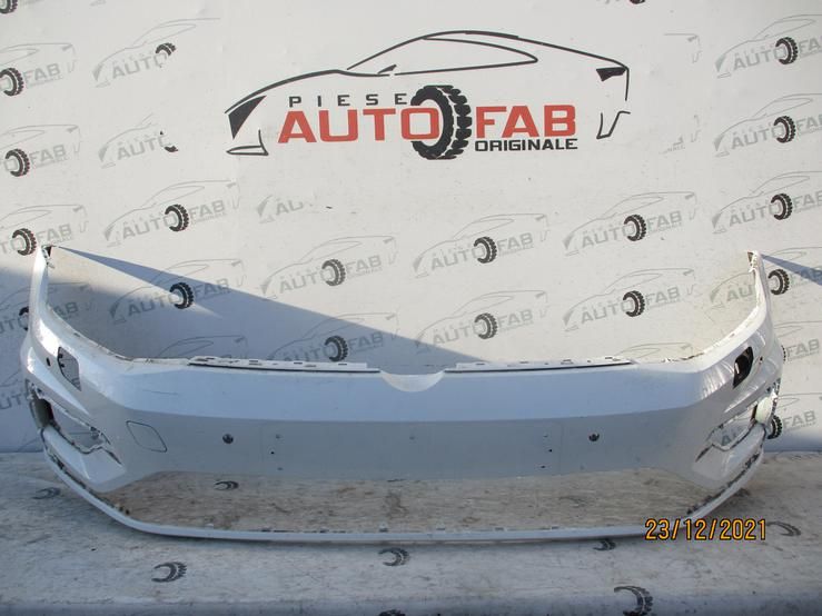 Bara fata Volkswagen Golf 7 R Facelift, R-Line an 2017-2018-2019