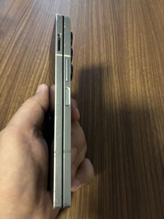 Samsung Galaxy Fold 6 Silver - за ремонт