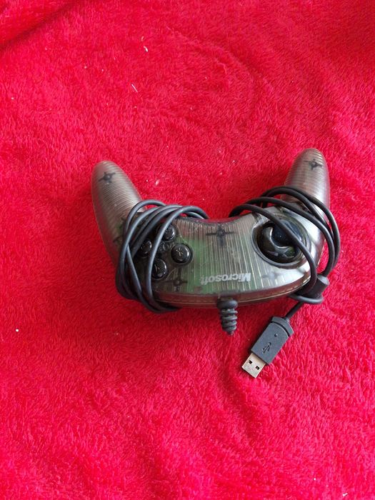 Joystick  / manetă pentru jocuri.  Pret/ bucata
