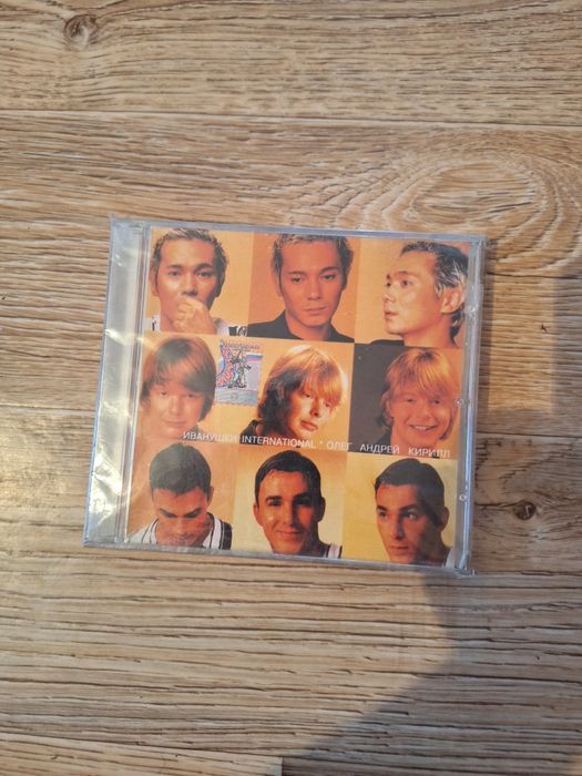 Продам   Сиди    Диска  ,  Есть   Хорошие   песни