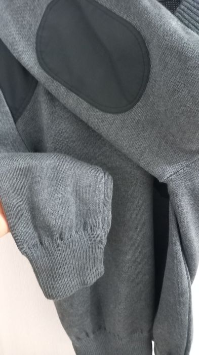 Мужской новый свитер