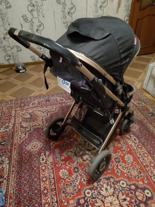 Продам детскую коляску