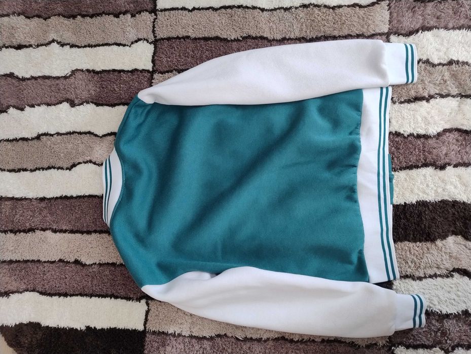 Спортно Яке размер ,S