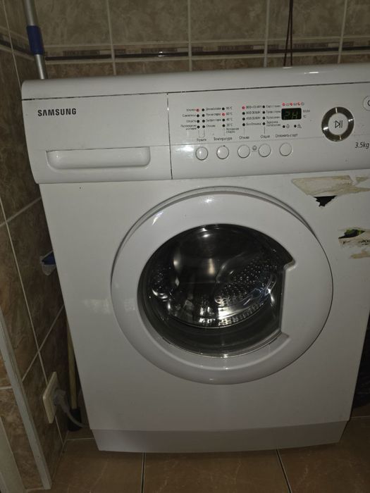 Продам стиральную машину Samsung 3,5 кг в отличном стостоянии