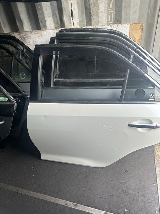 Дверьы на камри 50, 55