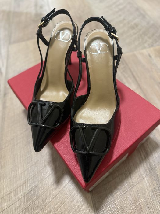 Обувки на ток Valentino Garavani