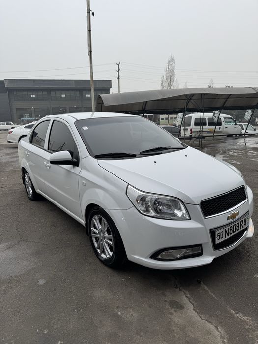 Nexia 3 MT 2020 sotiladi