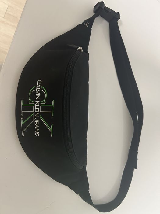 Сумка calvin klein jeans в отличном состоянии