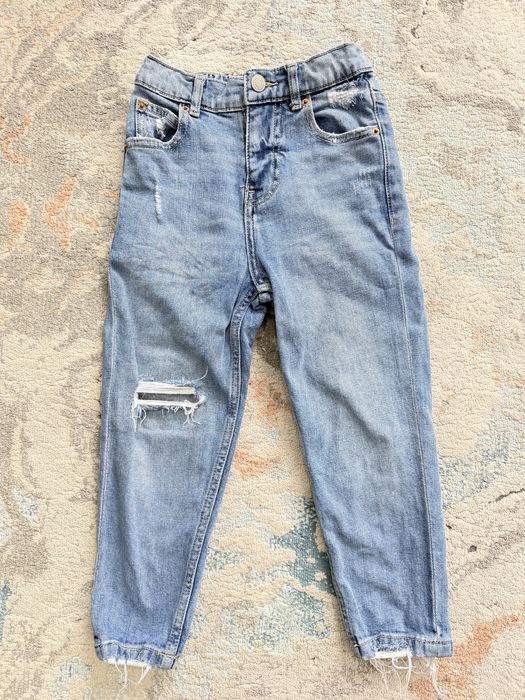 Pantaloni Zara marimea 116 (5- 6 ani) fara defecte