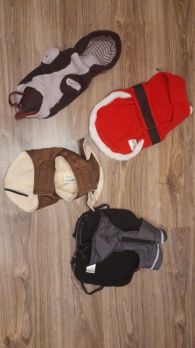 Дрехи за малки кученца