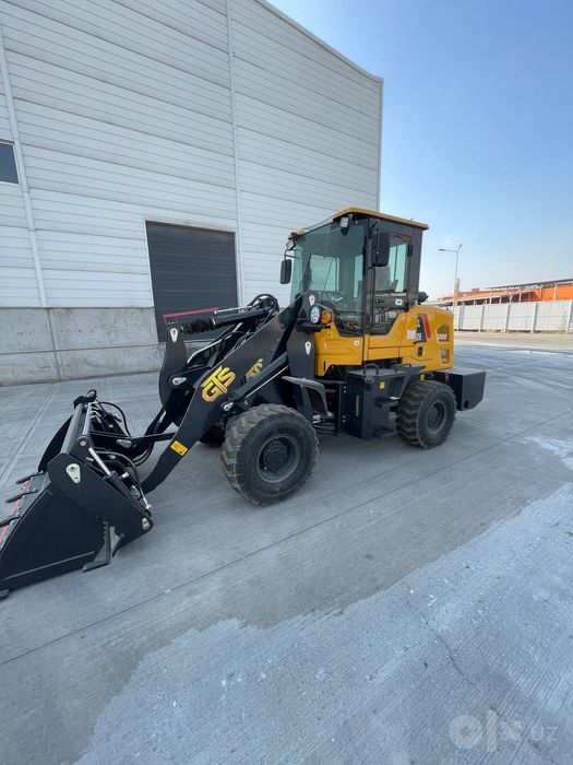 Фронтальная погрузчик 1,0 кублик