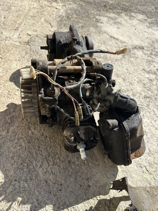 Продавам части за скутери Yamaha JOG Sport 90 и Yamaha MBR