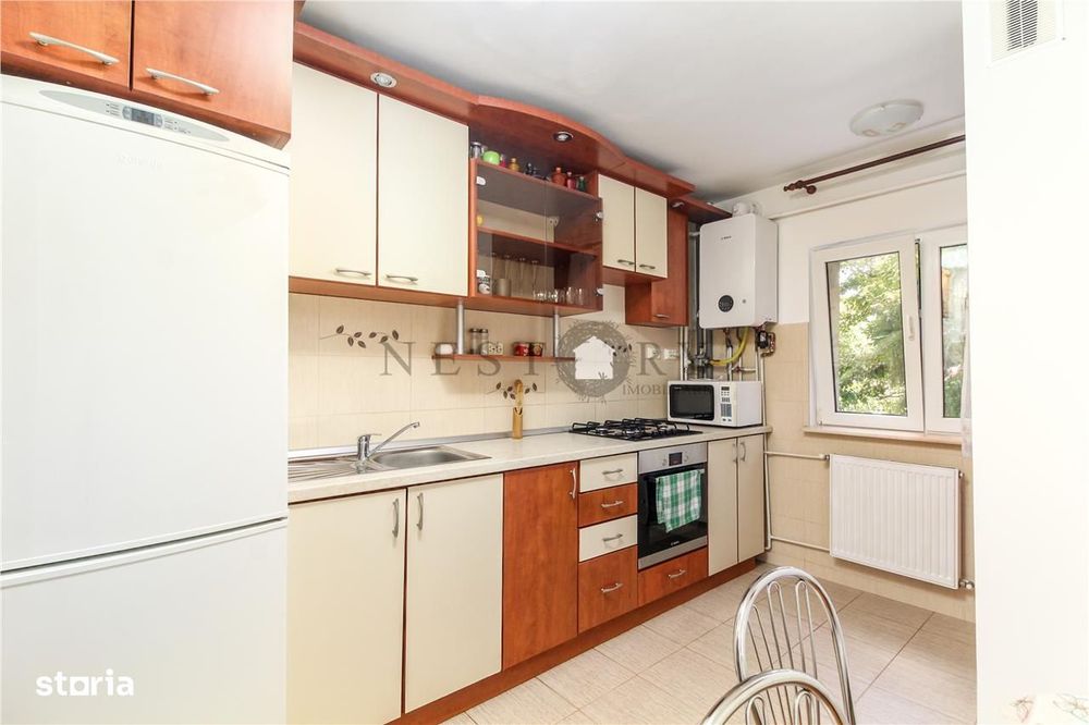 3 camere decomandate la 500 m de Drept si FSPAC | Gheorgheni