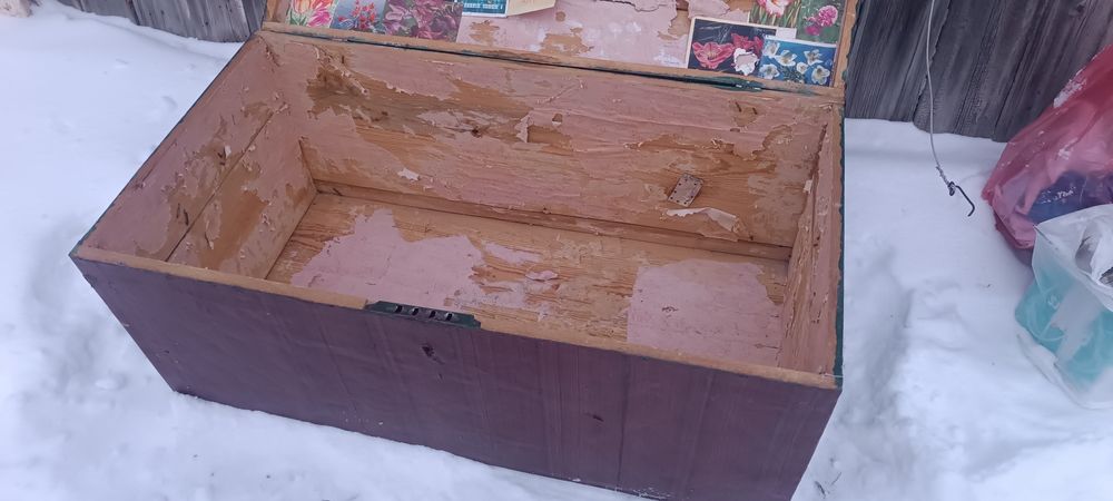 Сундук деревянный,