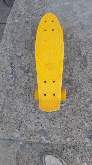 Продаем скейборд.