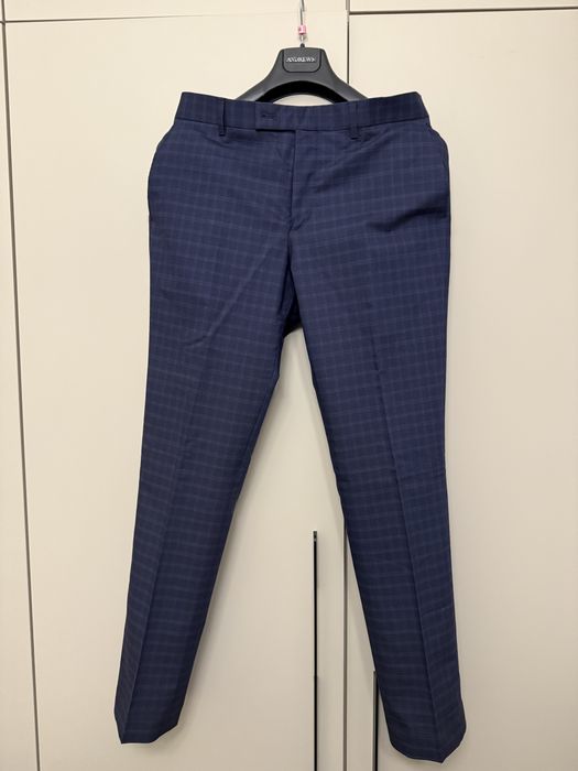 Тъмносин Костюм Andrews