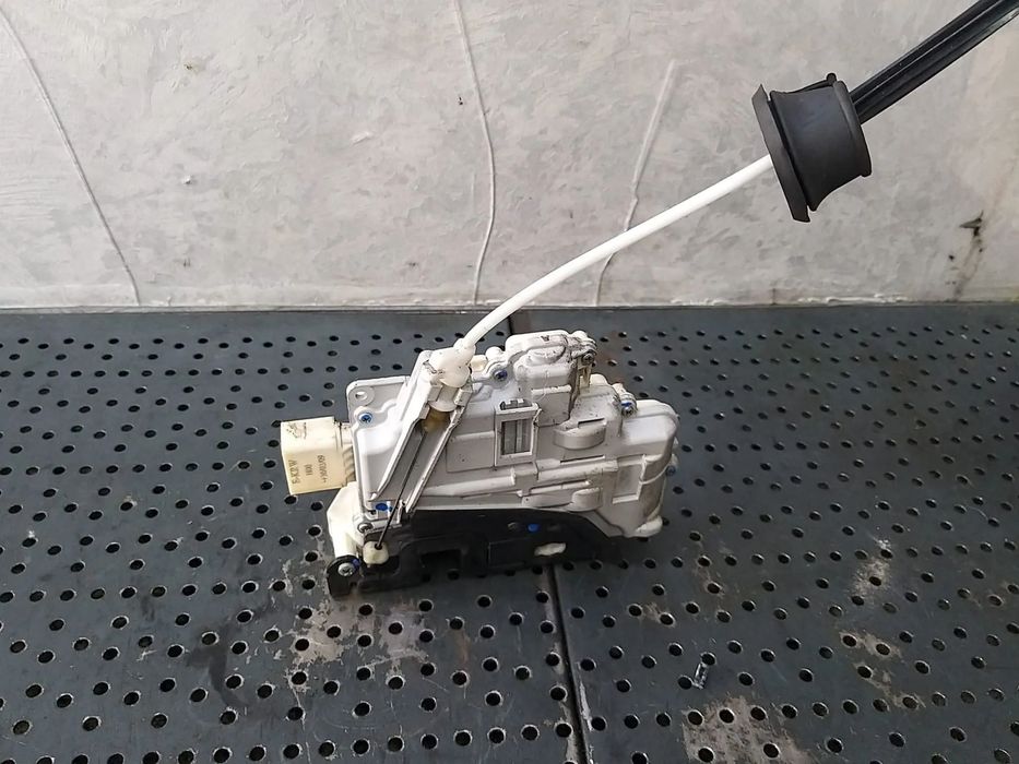 Broasca usa dreapta spate audi q7 4l 3c4839016c