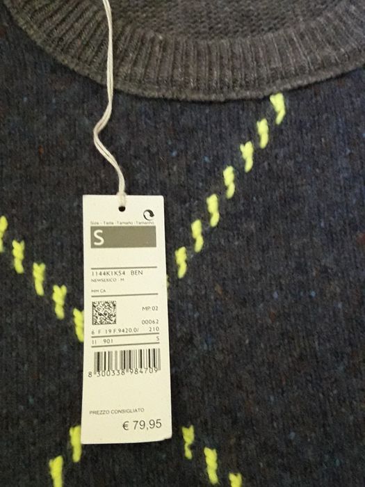 Pulouver nou OF BENETTON