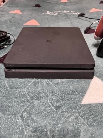 Vand Ps4 Slim memori stocare 1Tb