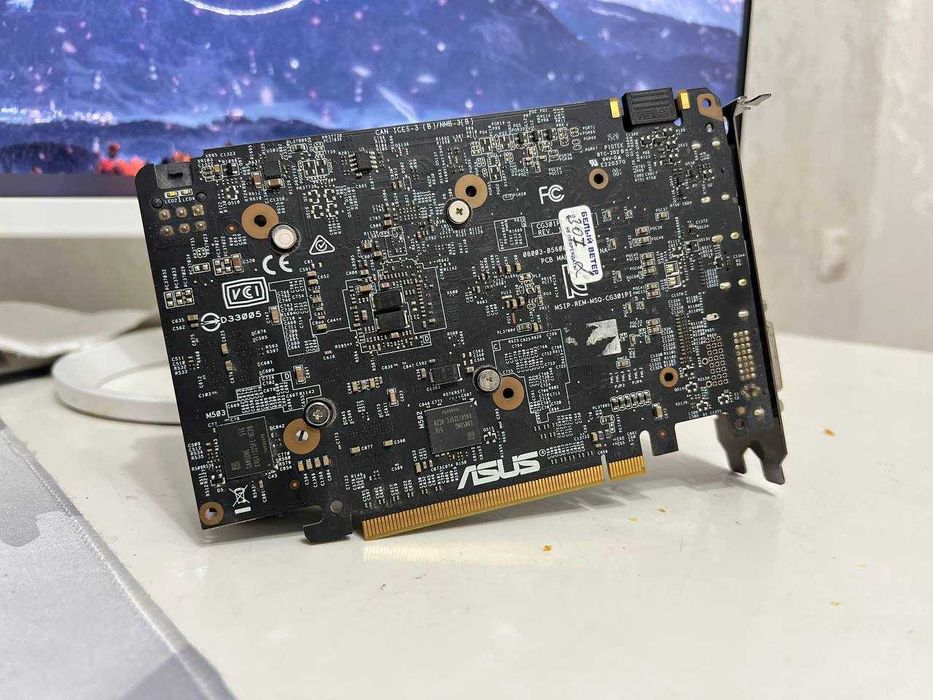 Видеокарта Nvidia GTX 950