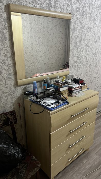 Спальный гарнитур