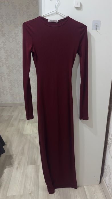 Бордовое платье макси размер S-M