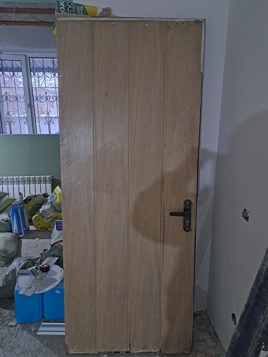 Железная дверь б/у