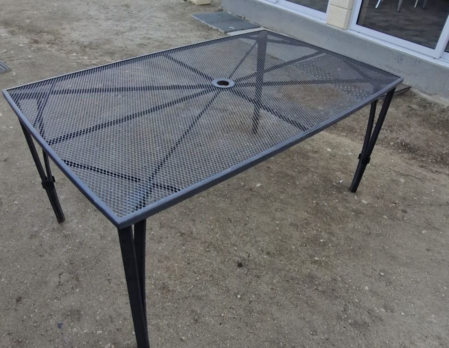 Masa de gradina cu 9 scaune