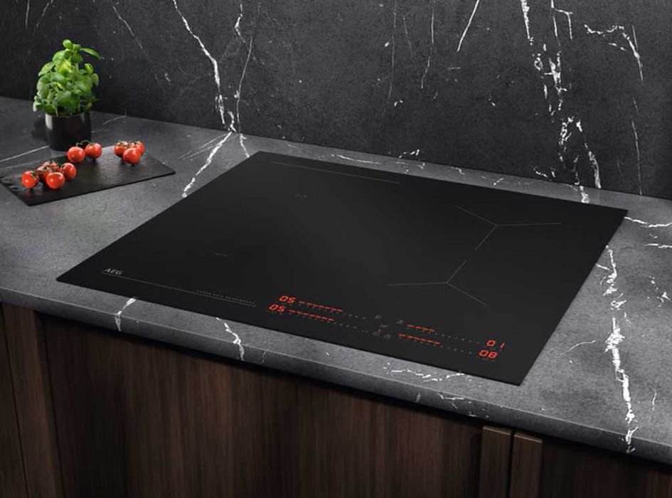 Plită inducție AEG SaphirMatt Seria 8000 Sense Boil&Fry de 60 cm