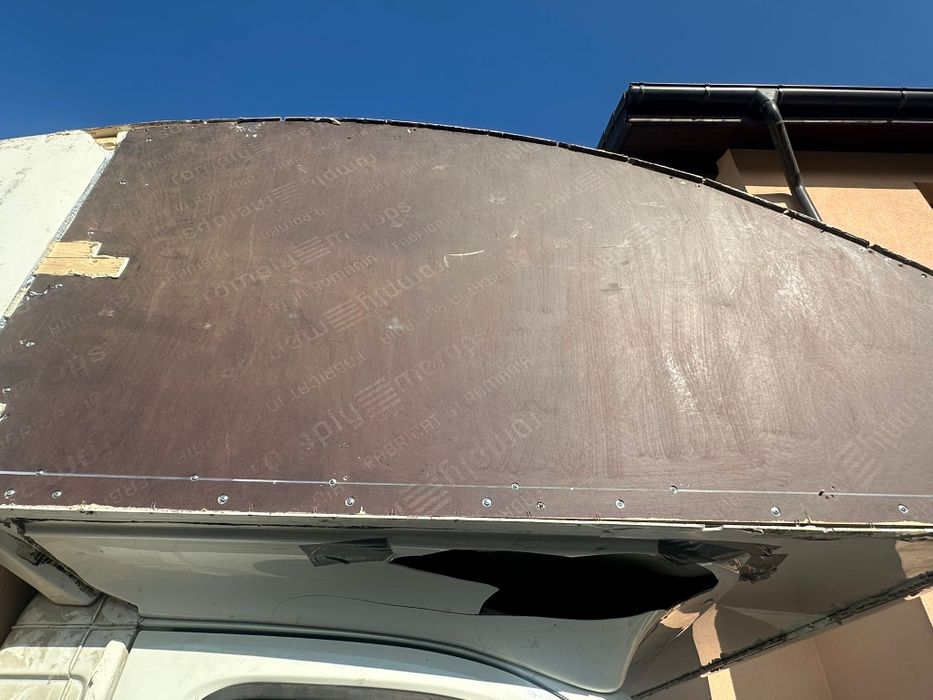 Reparatii bari auto si tinichigerie/vopsitorie