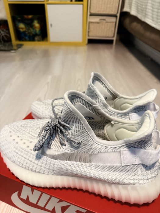 Yeezy 350v2 REFLECTIVE