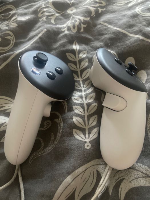 Oculus Quest 3s vanzare