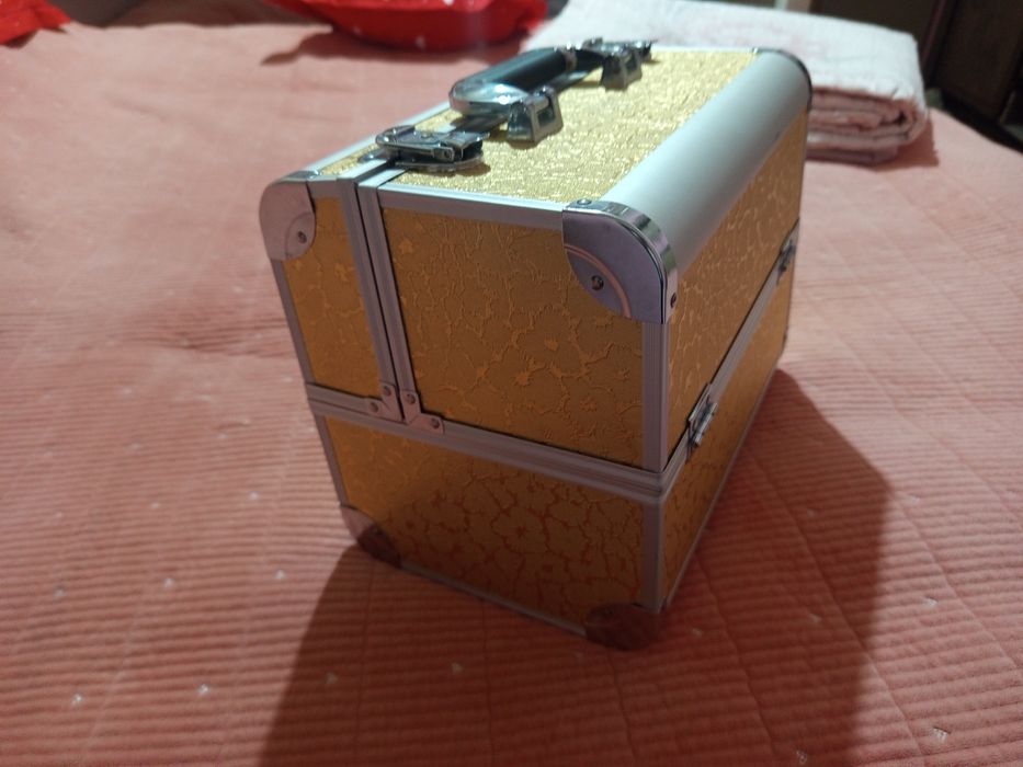 Kichik chemadan ideal